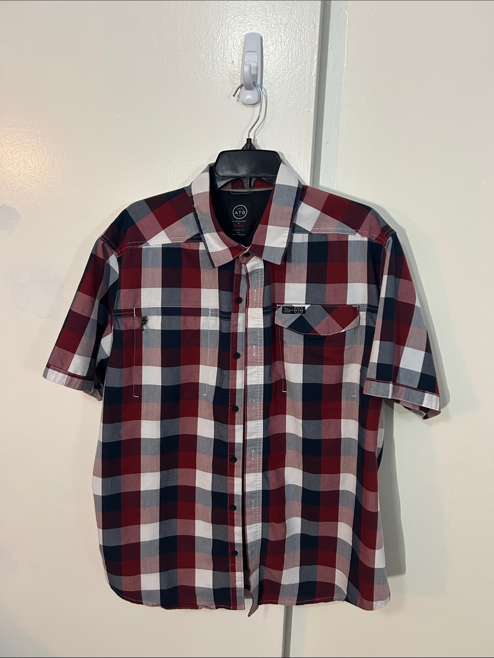 Wrangler Men's Short-Sleeve Plaid Button-Down Shirt - Red, Black, White